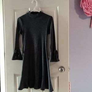 A cute light green dress 👗